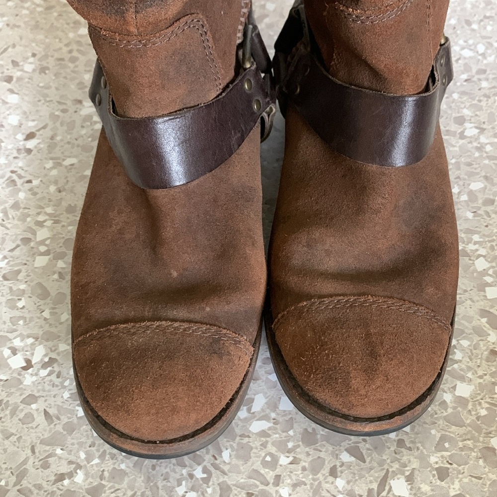 UGG Australia Dree Boots Women's 7.5 Suede Dark Brown Knee High Harness - Picture 9 of 13